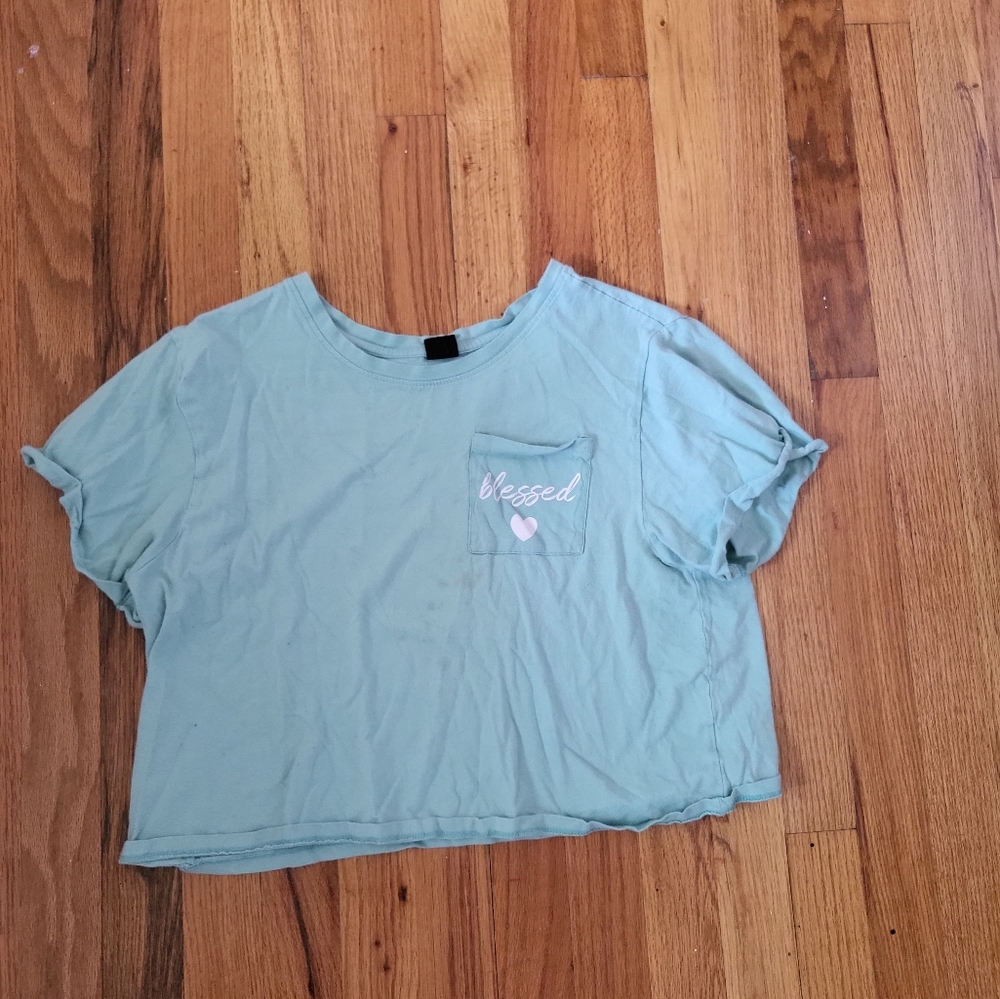 Cropped T